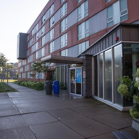 Humber College Lakeshore Campus Residence Toronto Exterior photo